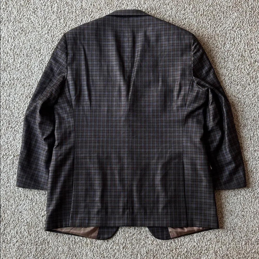 Hart Schaffner Marx classic button